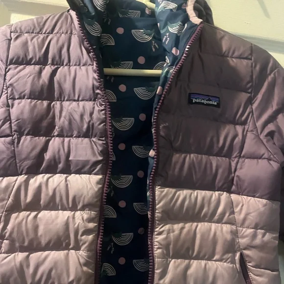 Patagonia Reversible Hooded Jacket - Mauve and Teal - Picture 6 of 9